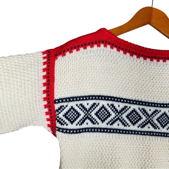 DALE OF NORWAY Vintage Fair Isle Snowflake Wool Knit Sweater - Picture 6 of 10